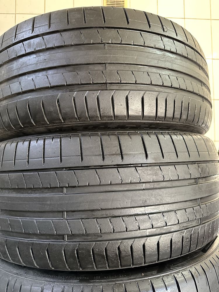 275/45R21-315/40R21 разно широкие.