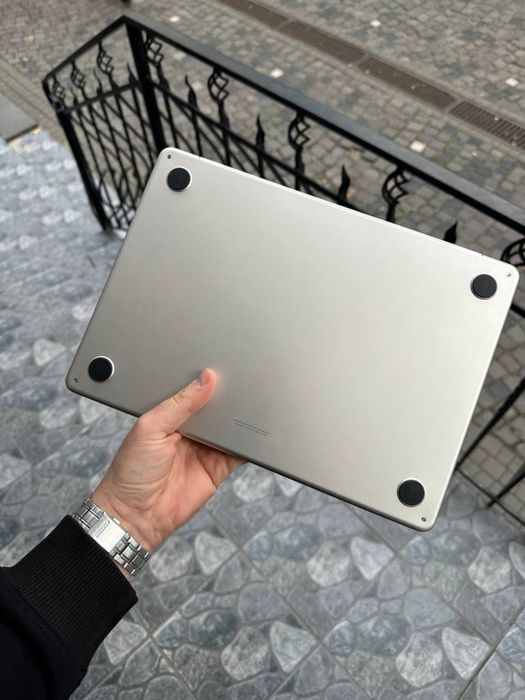 MacBook Air 13,6’ M3 16ram 512ssd Starlight MXCU3 акуму 100% 19 циклів
