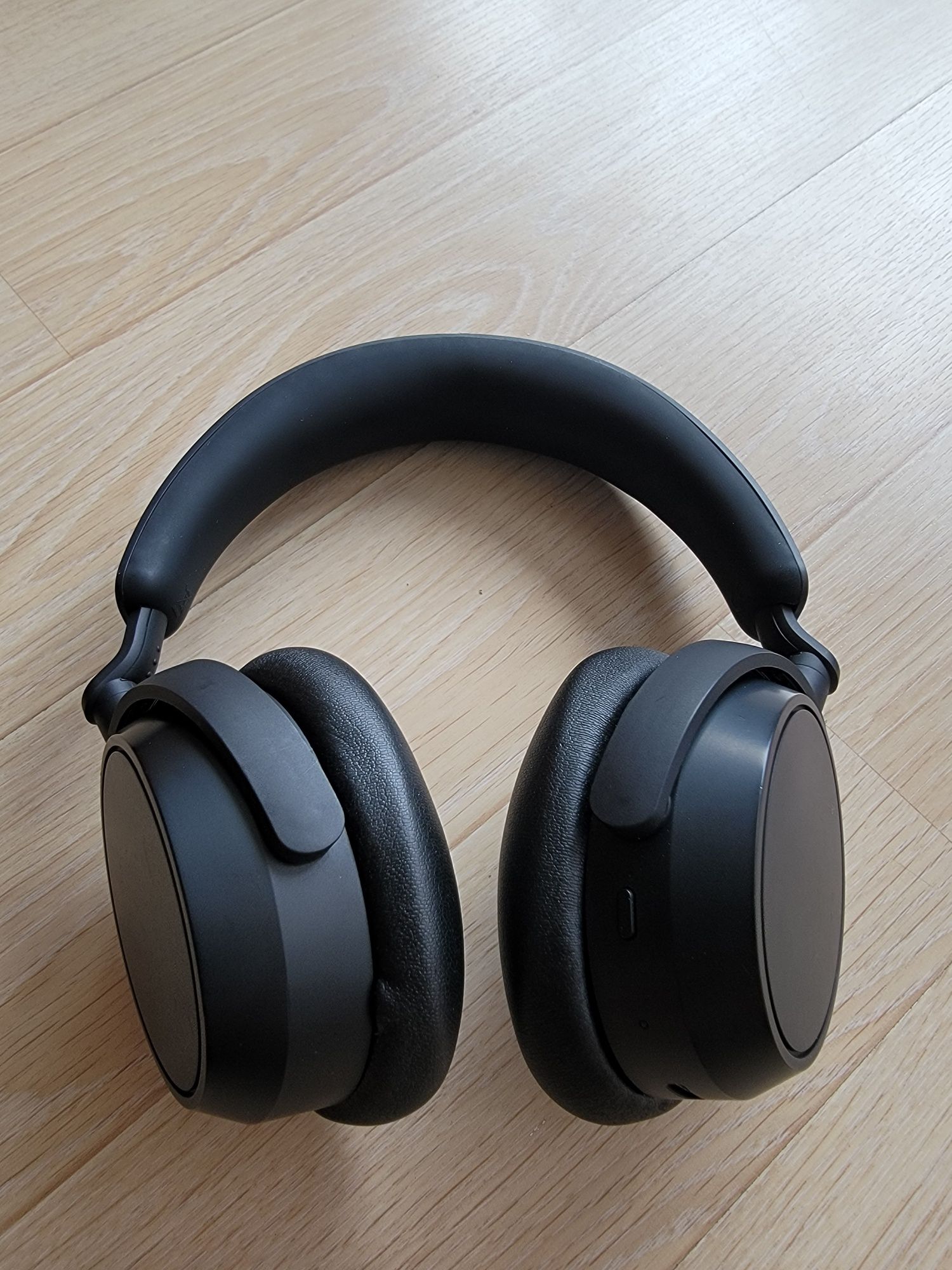 Топові Sennheiser accentum plus