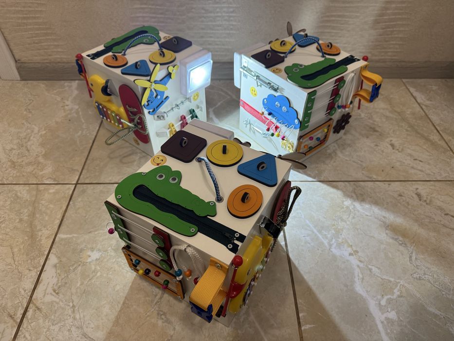 Музичний бізікуб з КСИЛОФОНОМ ТА СВІТЛОМ, новий