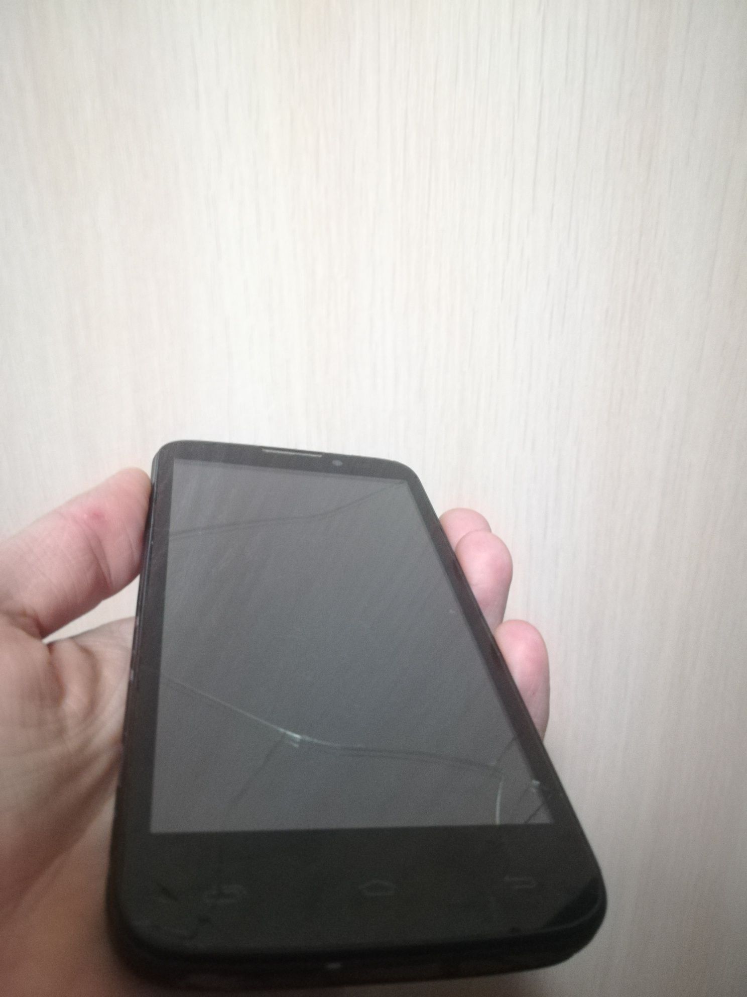 Prestigio MultiPhone 5517 На запчасти