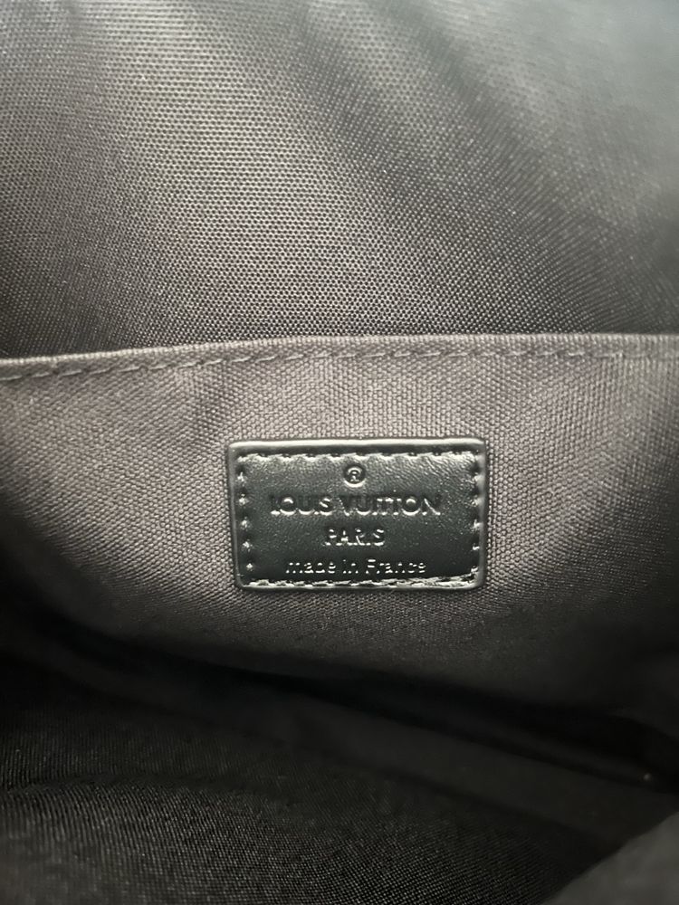 Louis Vuitton Pochette Voyage Souple