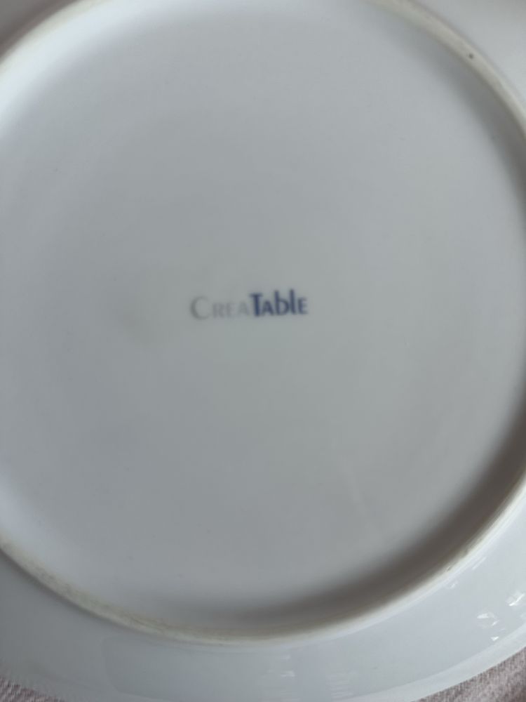 Talerz obiadowy w liście