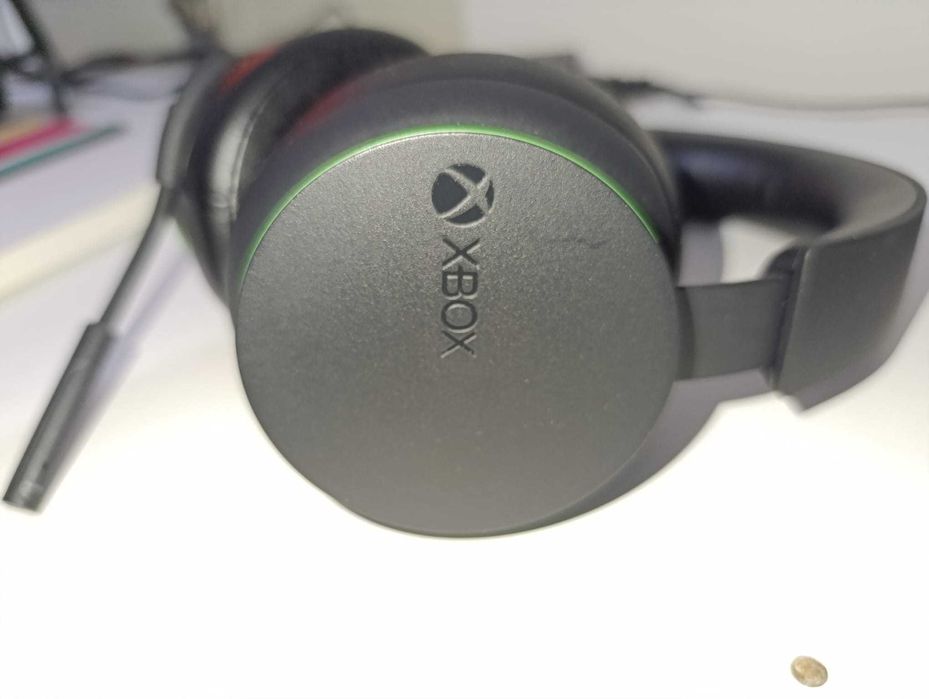 Xbox Series X 1TB + Comando Branco + Headset Wireless Xbox