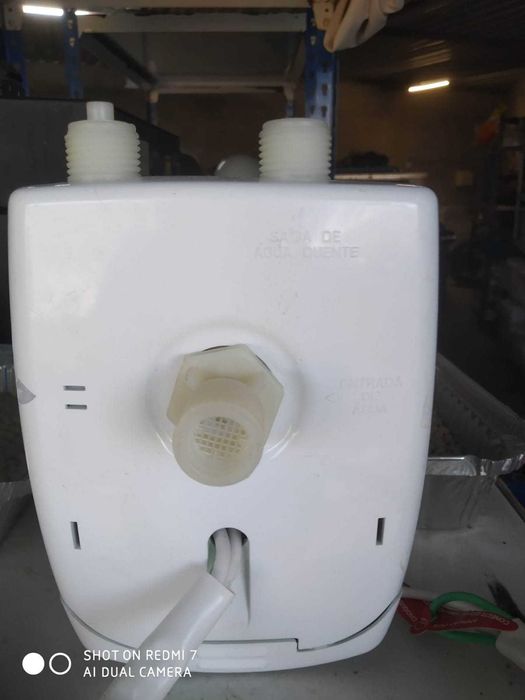 Aquecedor esquentador eléctrico Lorenzetti