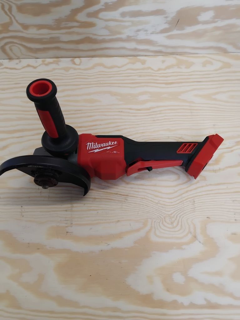 Milwaukee M18  fhsag150 xpdb szlifierka kontowa tarc,a 150mm