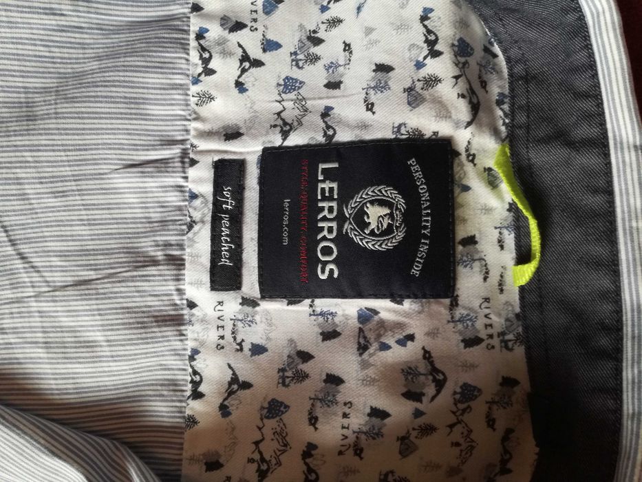 Camisa riscas branca e azul Lerros