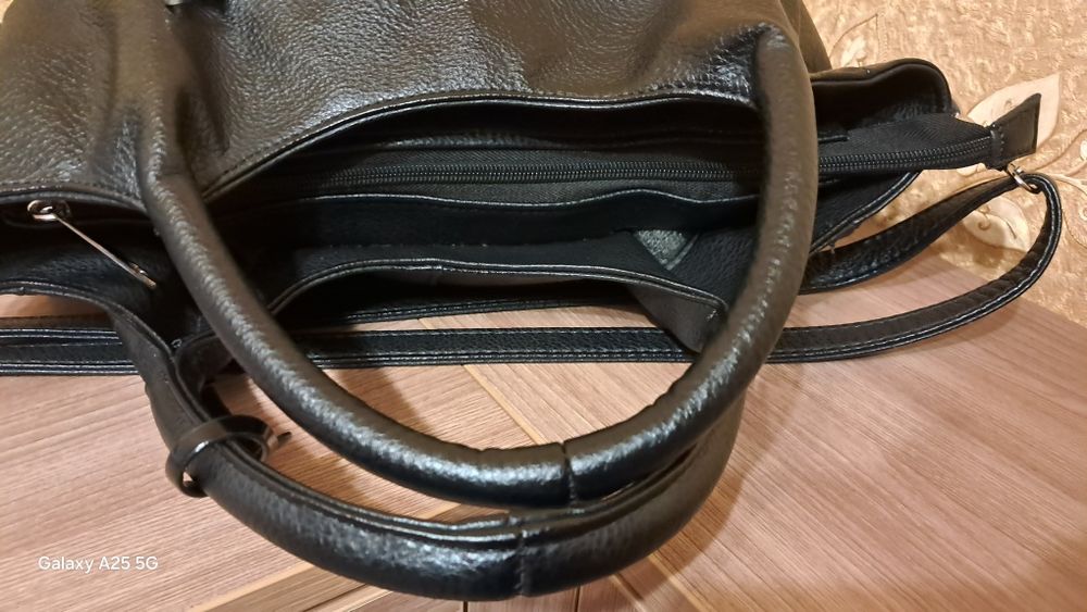 Продам сумку женскую