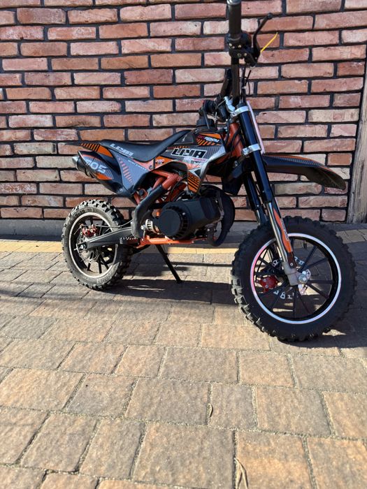 Cross spalinowy dla dziecka