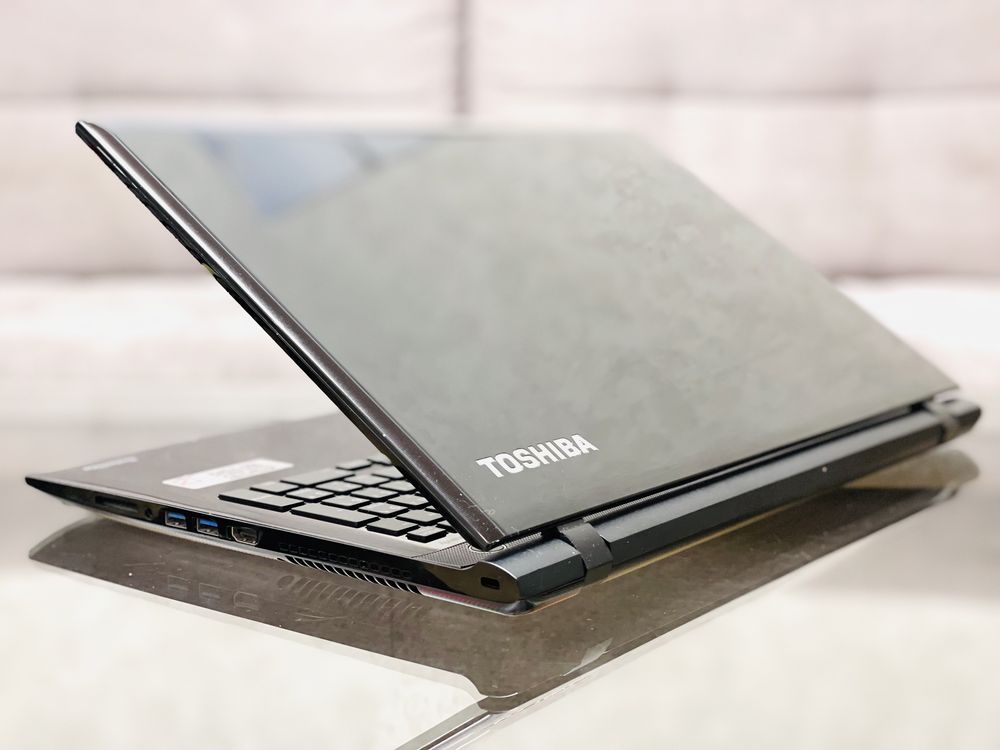 Toshiba Satellite C55/ i3-4005U/1.7 GHz/8 ГБ/HDD 500/HD Graphics 4400