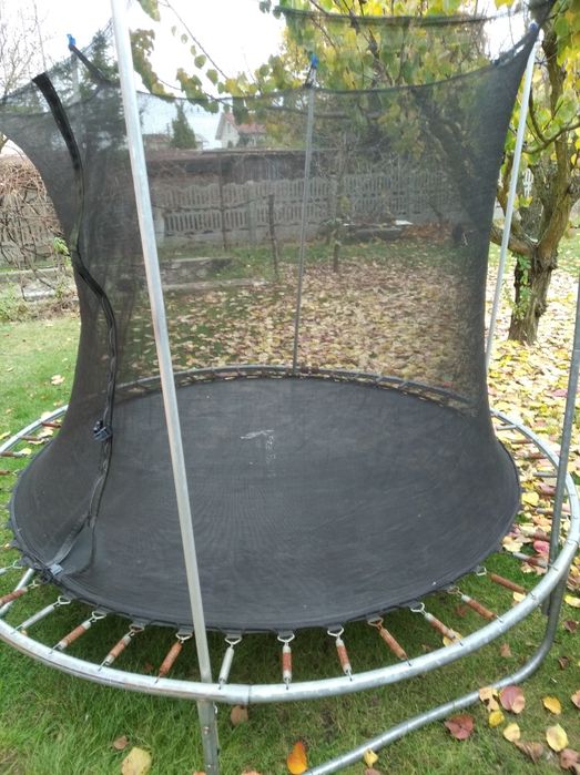 Trampolina ogrodowa uzywana