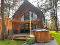 Domek typu stodoła nad jeziorem, balia, jacuzzi,  Kaszuby