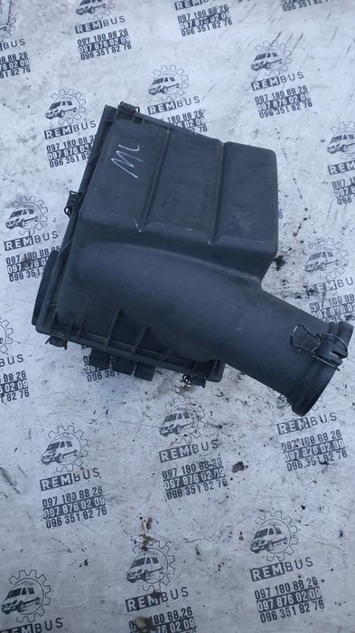 Корпус воздушного фильтра Mercedes-Benz ML163 270 2.7d om612