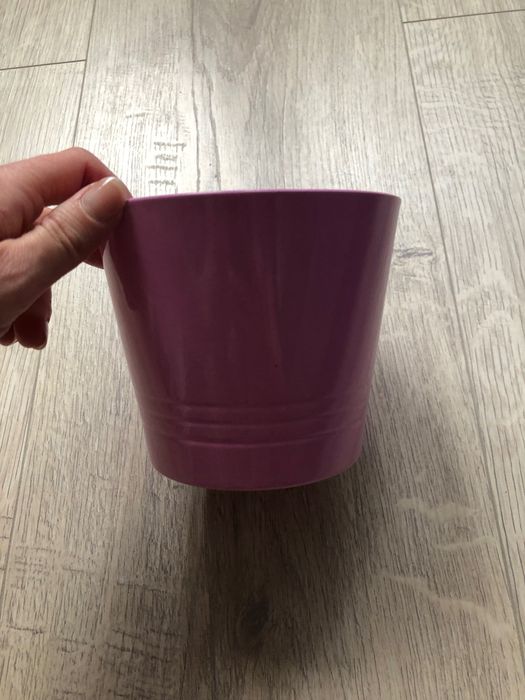 Doniczka osłonka różowa średnica 13 cm, wysokość 11 cm ceramiczna