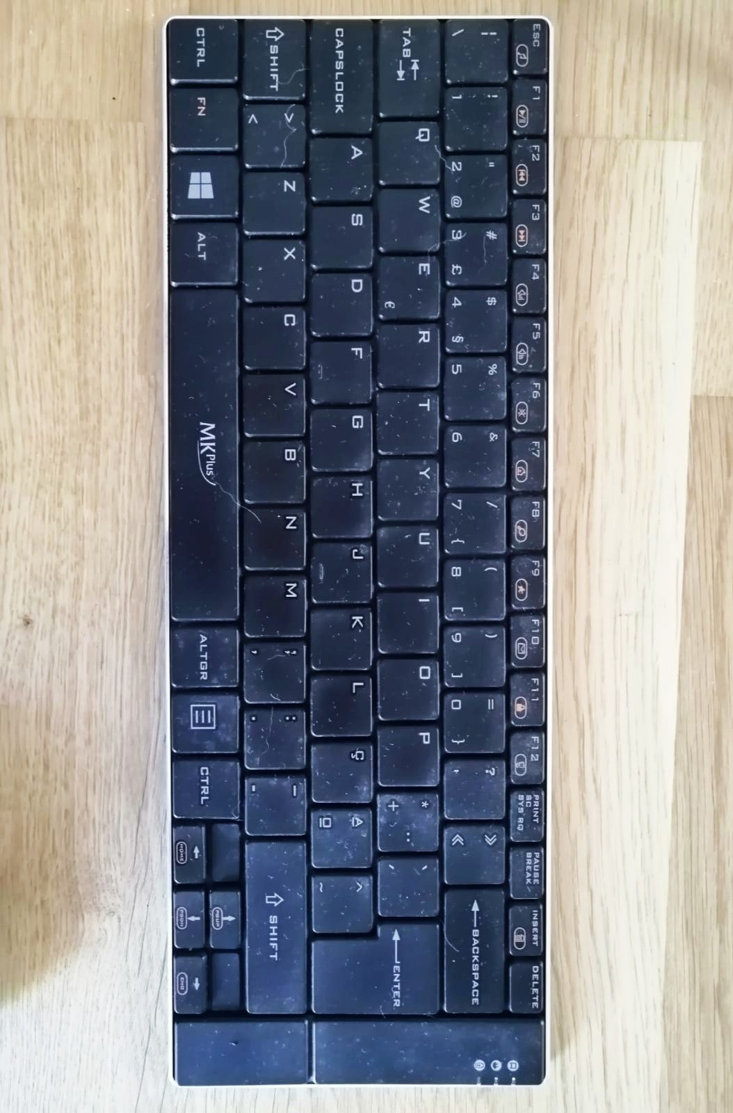 Conjunto de teclado e rato