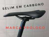 Selim de bicicleta em Carbono Prólogo
