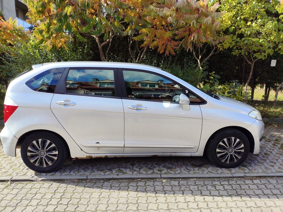 Honda FR-V 1.7. Gaz. 6 osób.