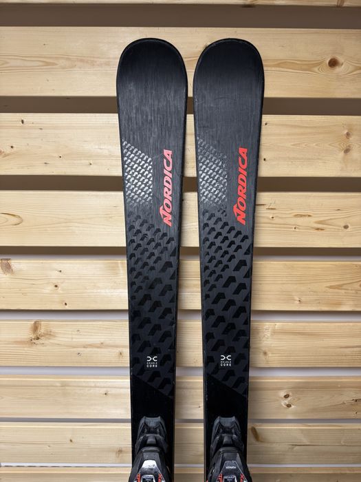 SPORTOWY KOMFORT | Narty NORDICA Steadfast 85 179cm | prawie nowe 2025