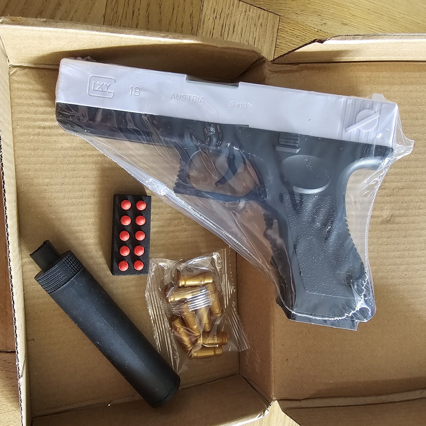 Pistolet zabawka zestaw, nowy, zapakowany