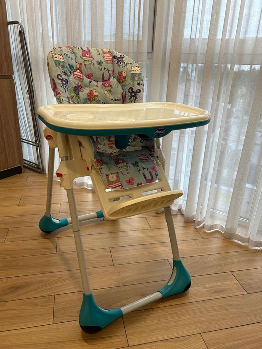 Продам стільчик для годування Chicco Polly