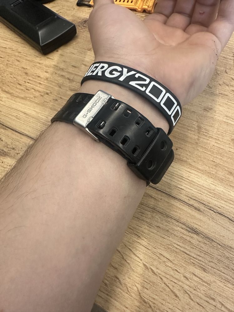 zegarek meski na pasku Casio G-Shock GA-100 1A1ER