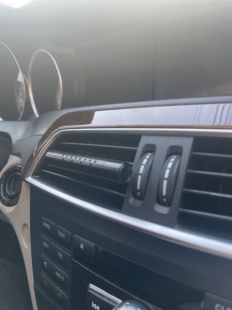 Пахучка в авто с парфюмом