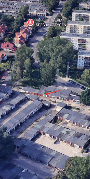 Sprzedam Duży Garaż 19m2 ul.  Zawadzkiego (Kanał, Prąd)