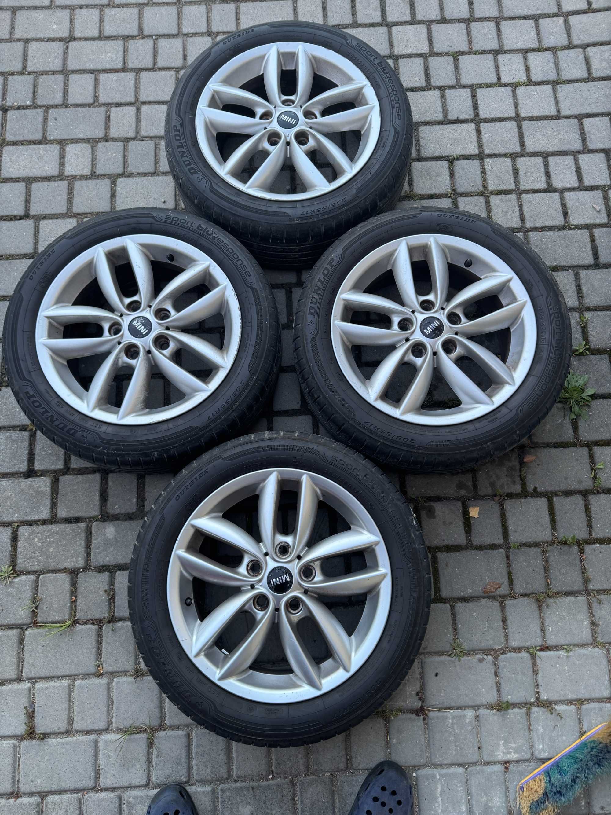 Felgi aluminiowe z oponami do MINI ONE COOPER COUNTRYMAN