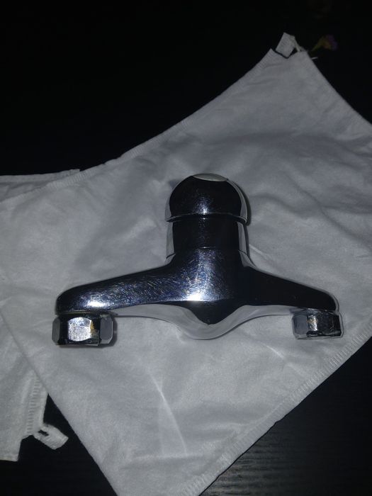 Torneiras roca  em aço  inoxidável