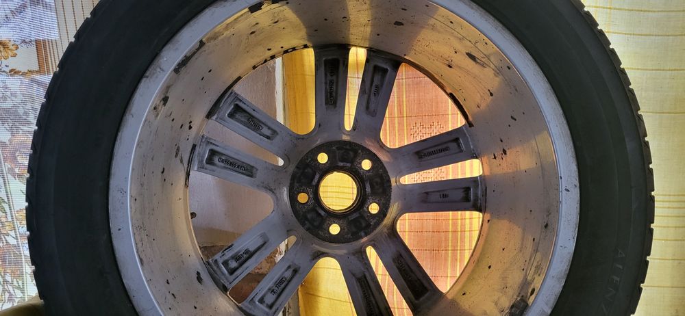 Оригінальні диски з резиною 285 45 20