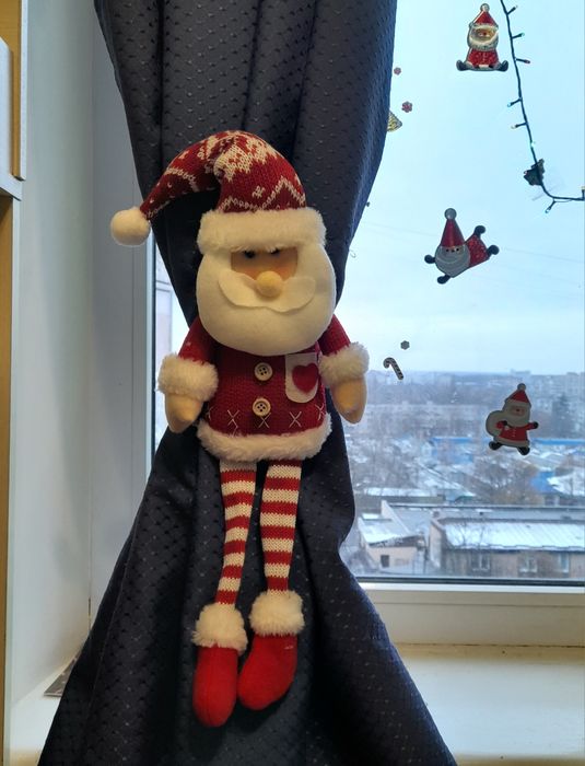 Новорічна іграшка, прикраса, тримач для штор