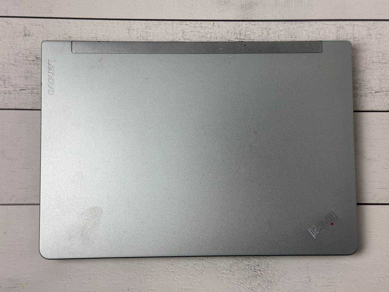Lenovo 13 | i5-7200U | Intel 620 | 8GB RAM | SSD 256GB | Full HD