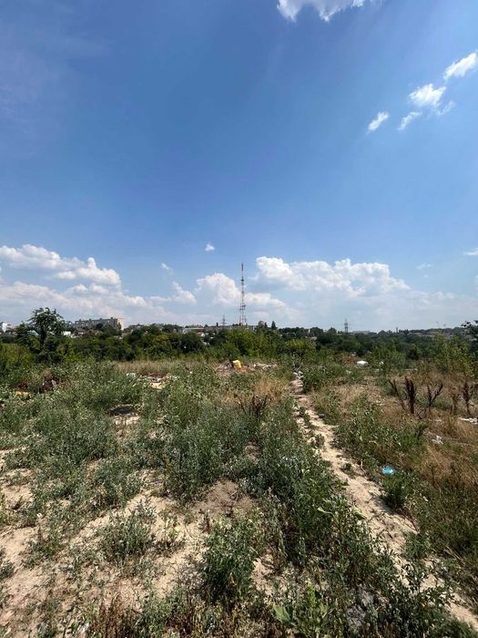 Продам участок 10 сот в Центре Днепра р-н ул.Артема(Січових Стрільців)