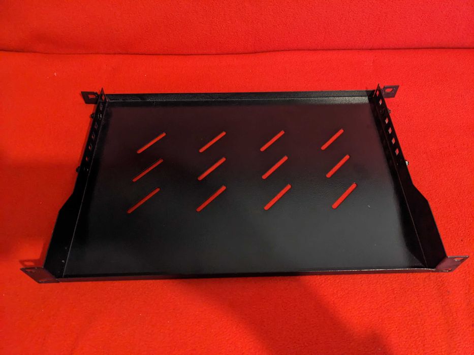Półka do szafy rack o głębokości 45 cm (regulowana, 3 szt)