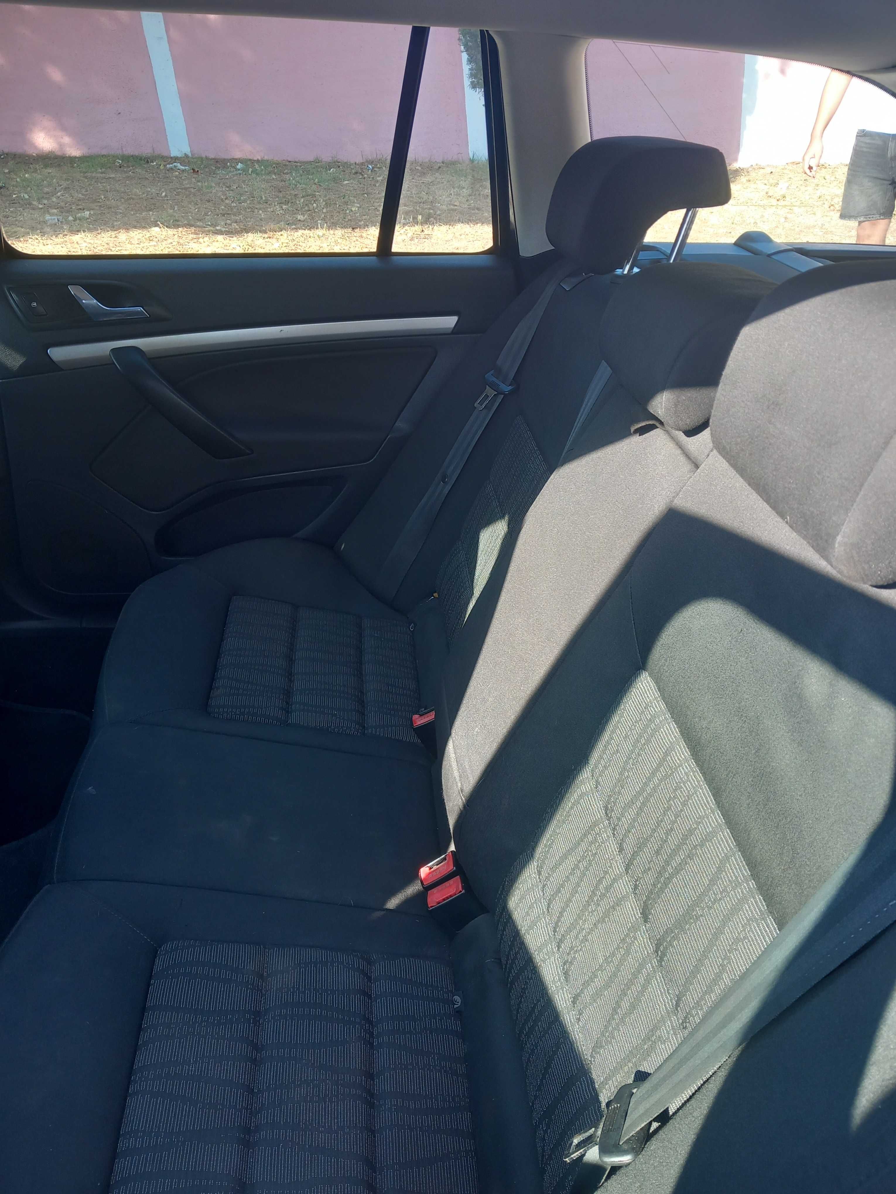 Carrinha  Skoda bem estimada