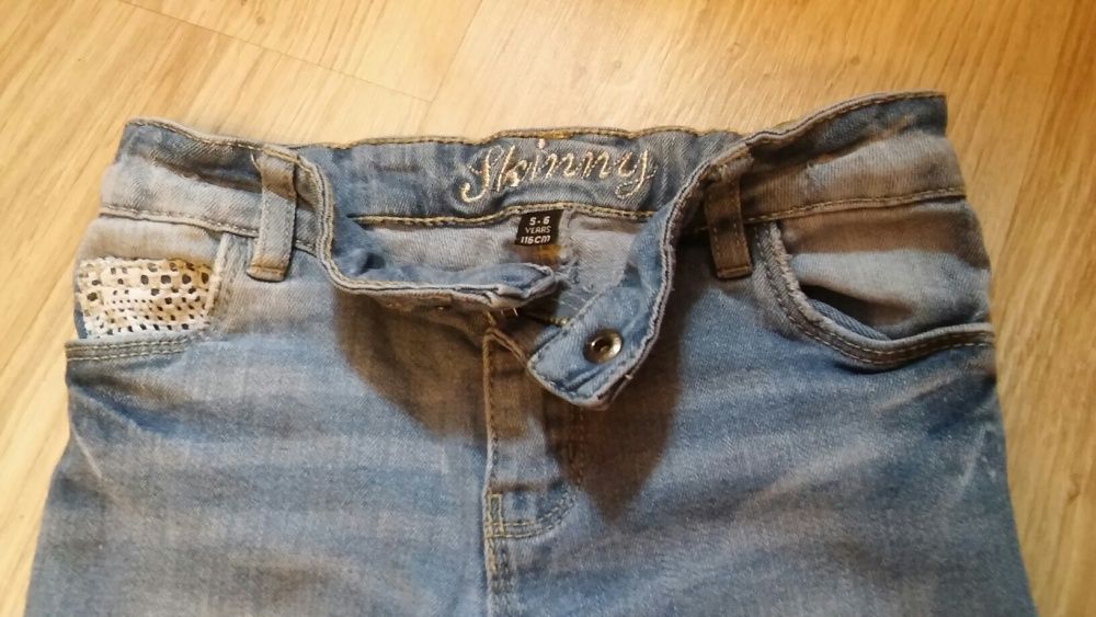 Spodnie jeans skinny rurki roz.116 z koronka