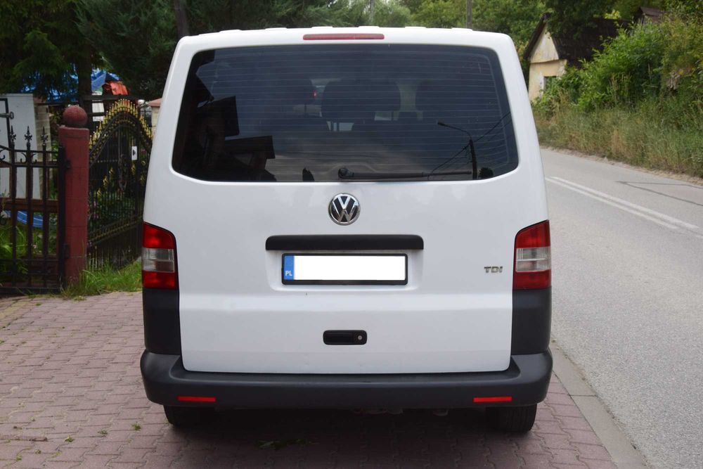 VW Transporter T5 LIFT 2.0 TDI 9-osobowy  Klimatyzacja Zamiana ( T6 )