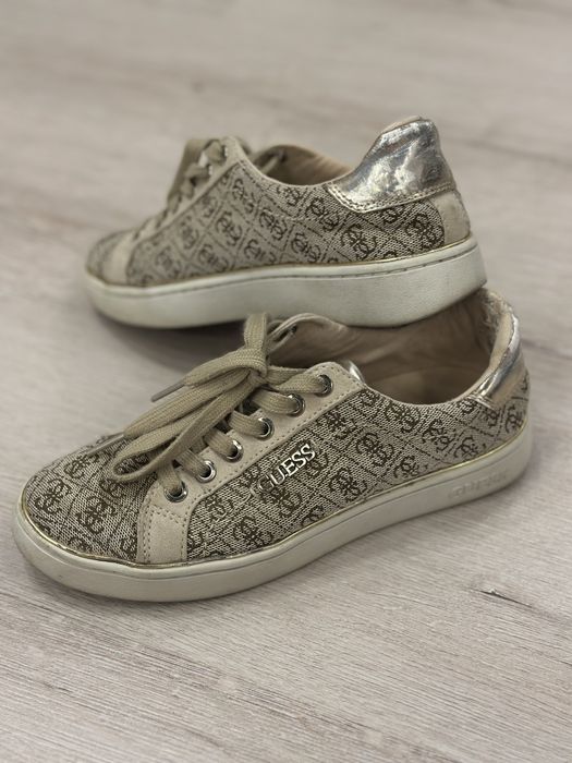 Жіночі кеди Guess 36 р