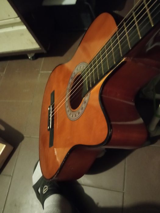Gitara akustyczna