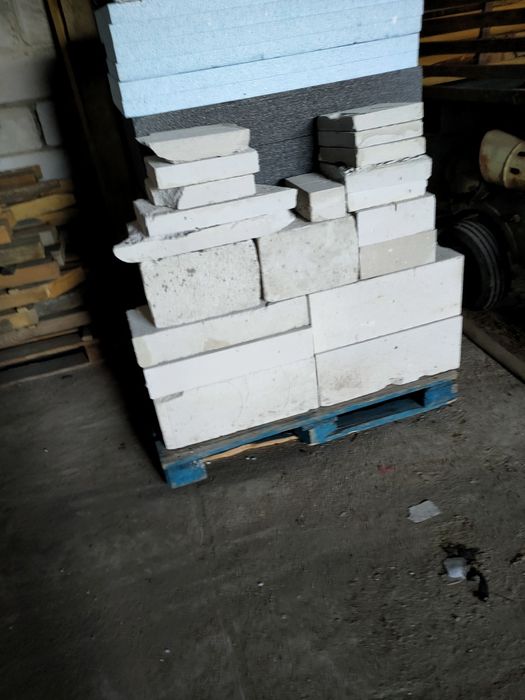 Pozostałości po budowie