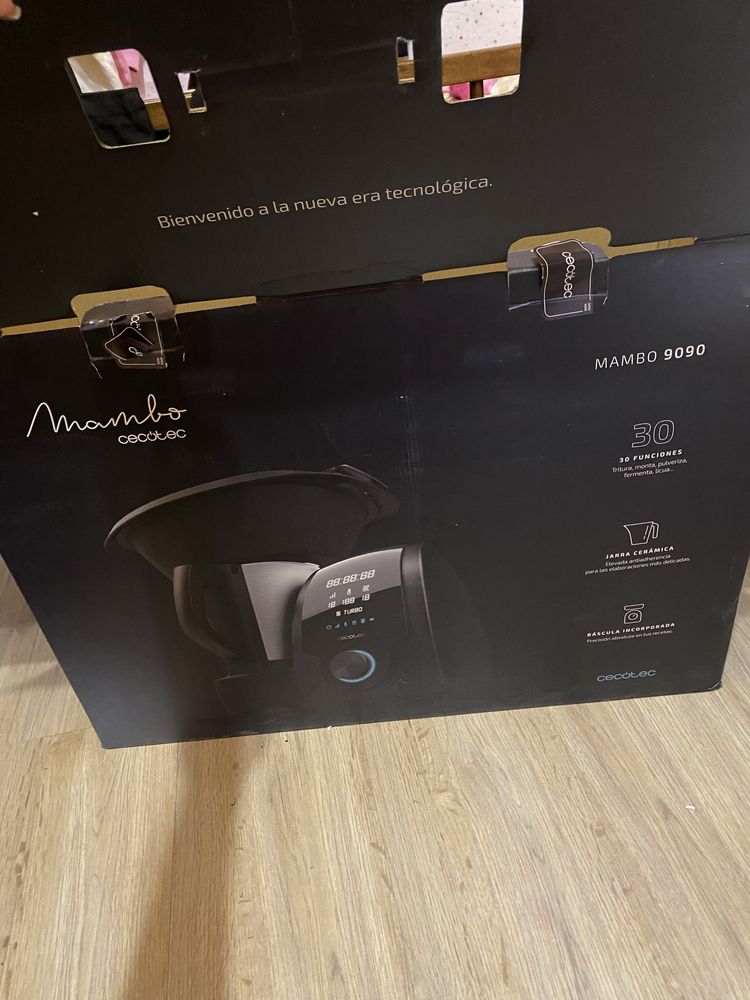 Кухона машина CECOTEC Mambo 9090