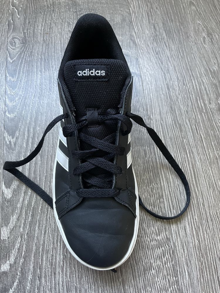 кросівки adidas/кроссовки адидас