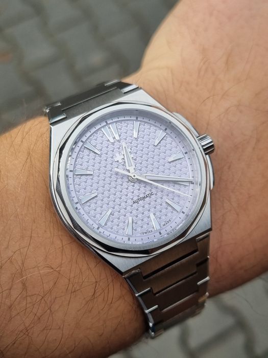 Christopher Ward Twelve 36 Frozen purple