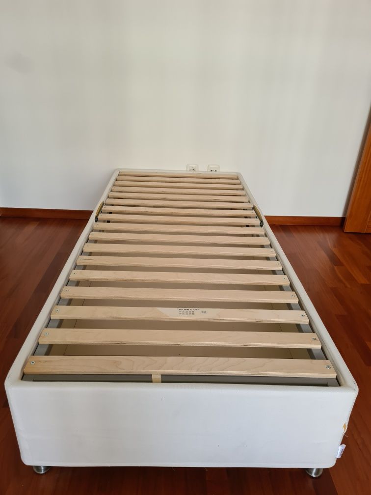 Cama IKEA SULTAN elevatória com arrumação  90x200 cm