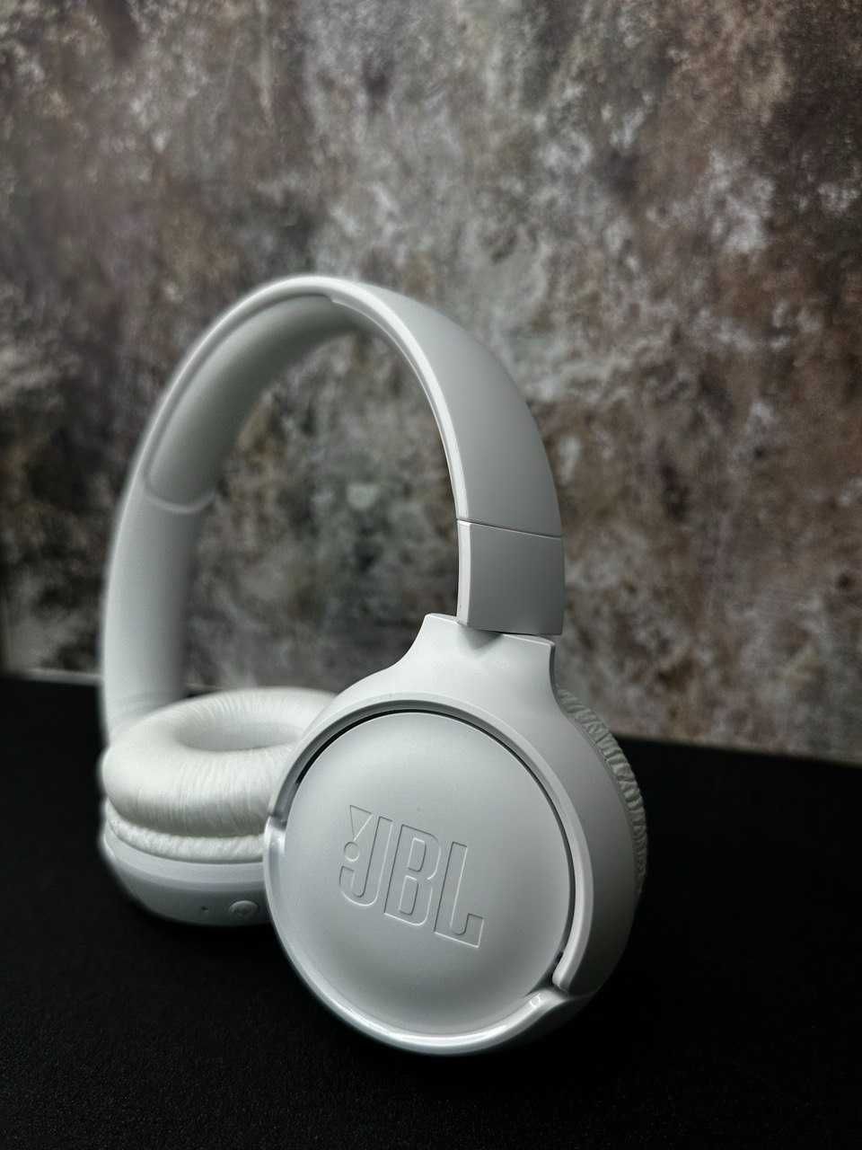 Бездротові Bluetooth Навушники JBL TUNE 510BT White ORIGINAL Купити