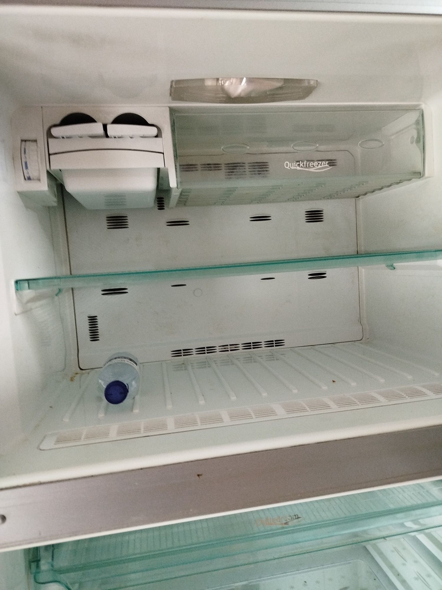 Vendo frigorífico teca em bom estado