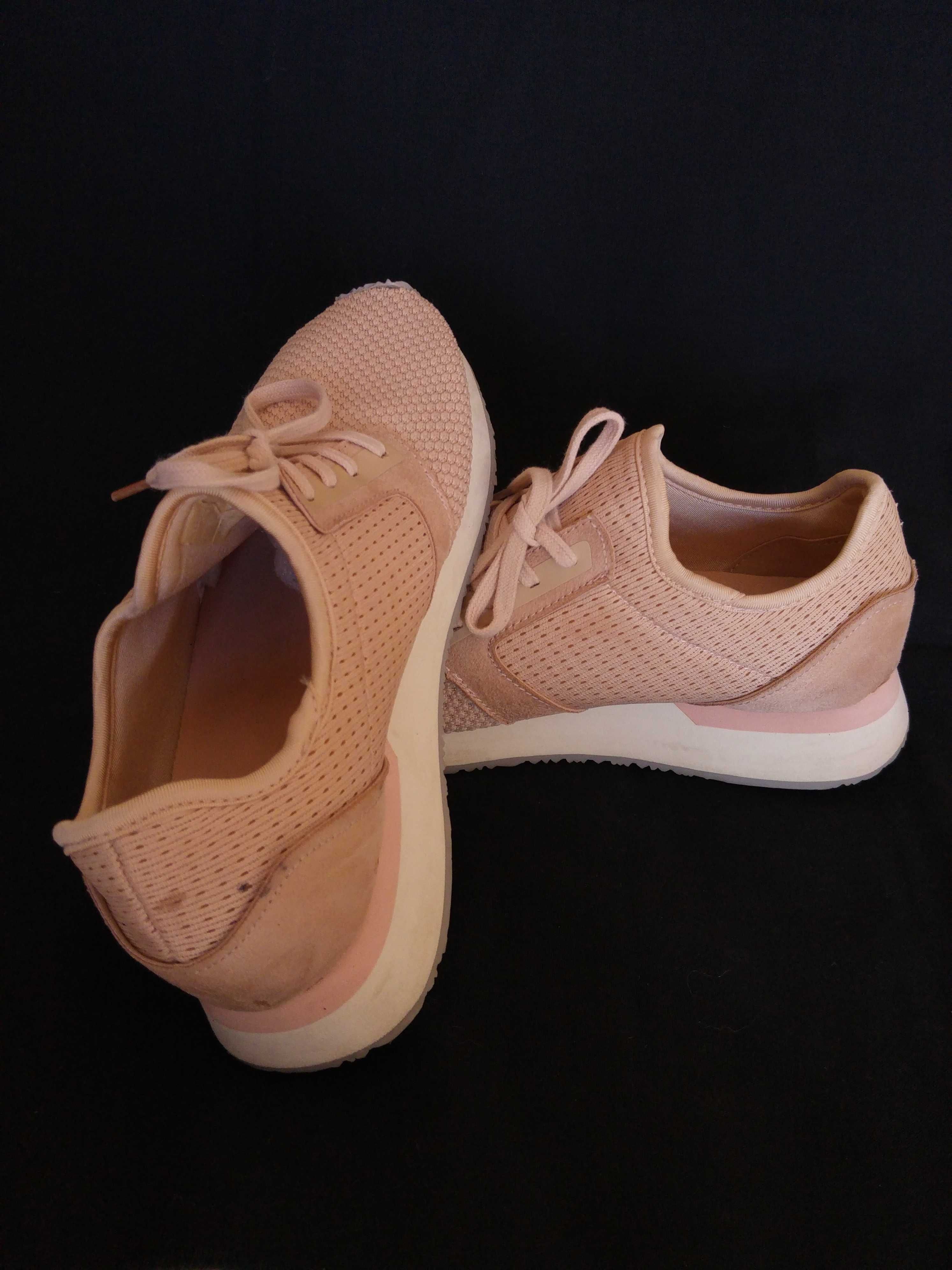 Buty sportowe damskie Pull & Bear