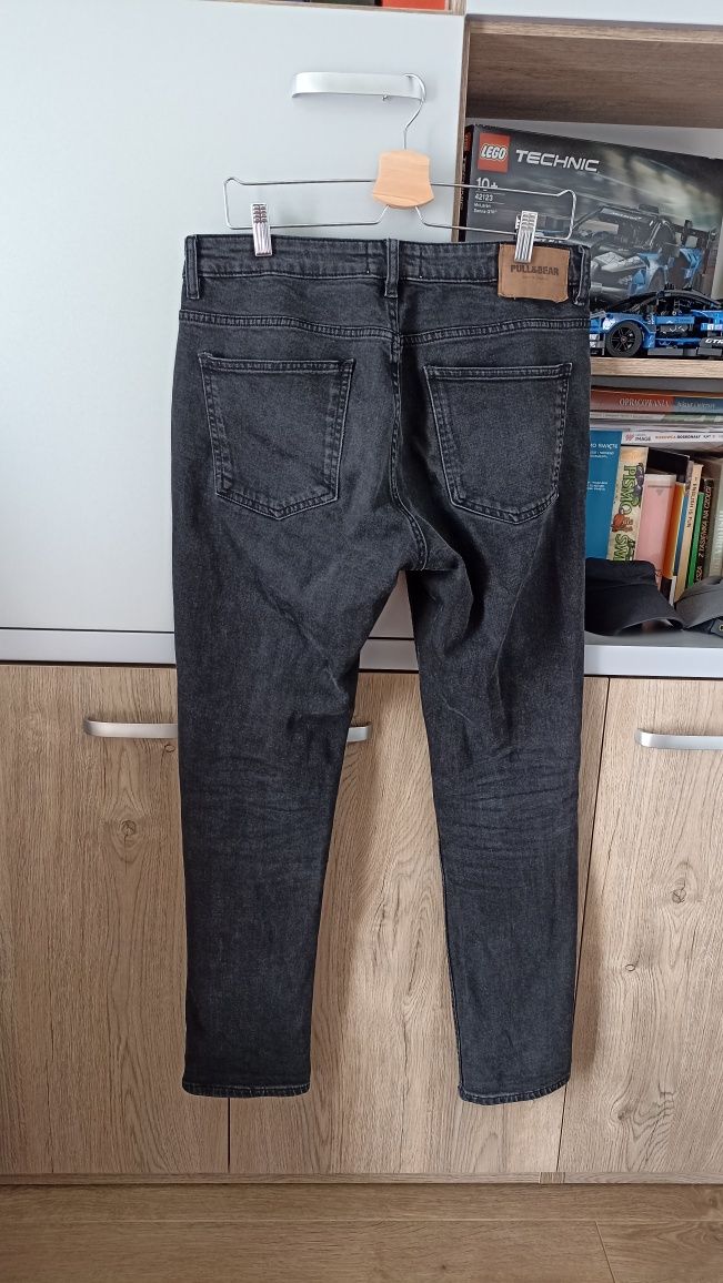 Spodnie męskie jeansy czarne Pull&Bear
