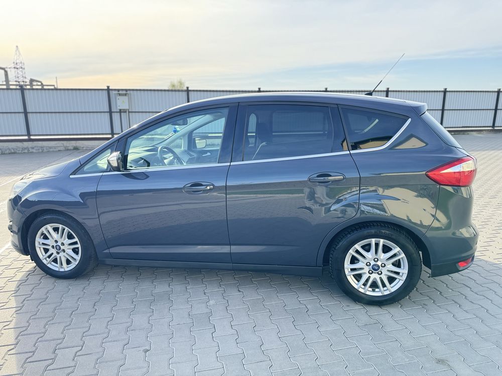 Ford C-Max 2013 рік