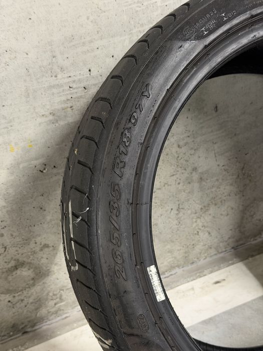 Pneus Pirelli P Zero 265 35 R18